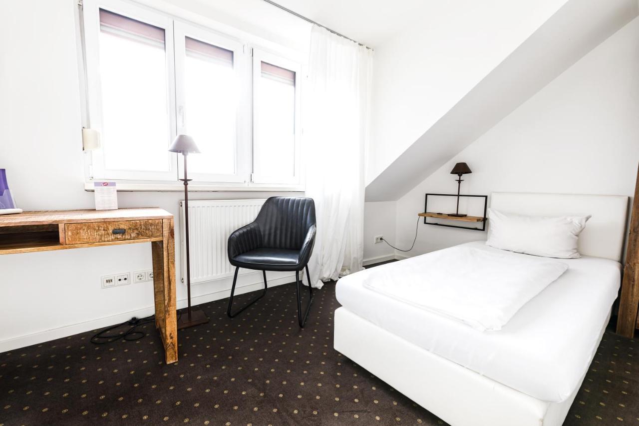 Arthotel Restaurant Pfeffermuehle Ingolstadt Exteriör bild